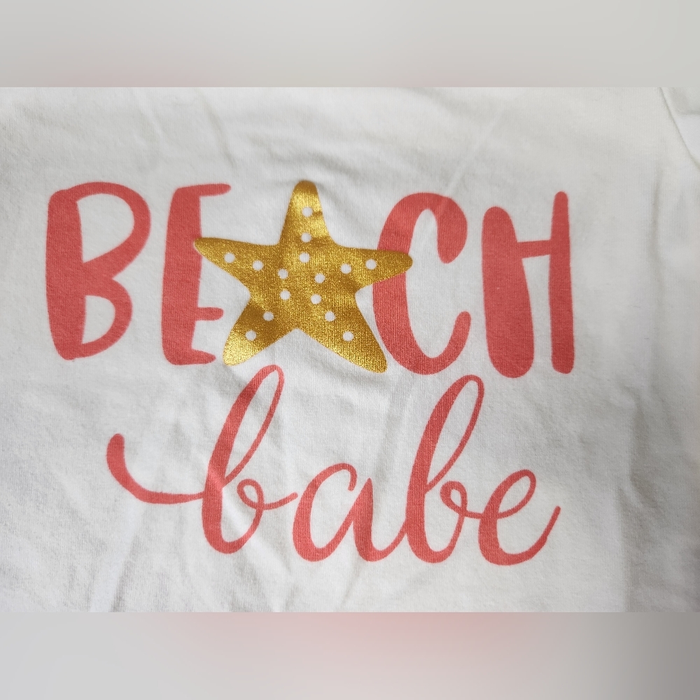 Beach babe onesie coral with gold star